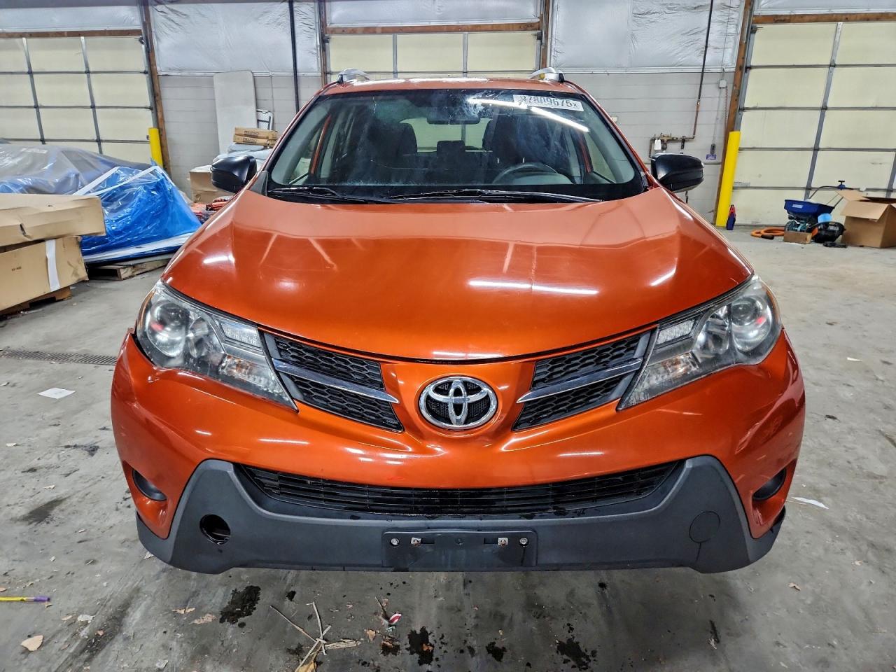 Toyota RAV4 Le Image 5