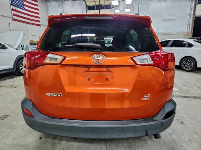 Toyota RAV4 Le Image 11