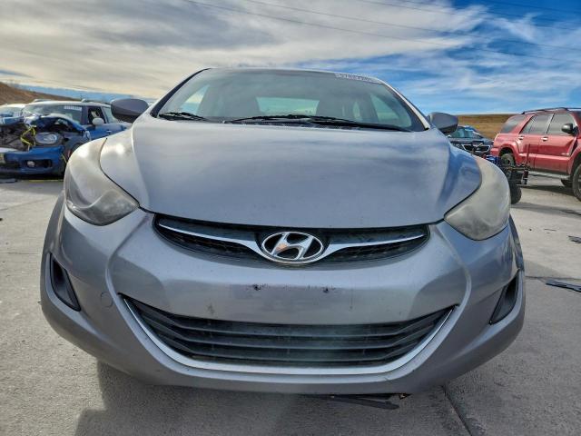 Hyundai ELANTRA Gls Image 7