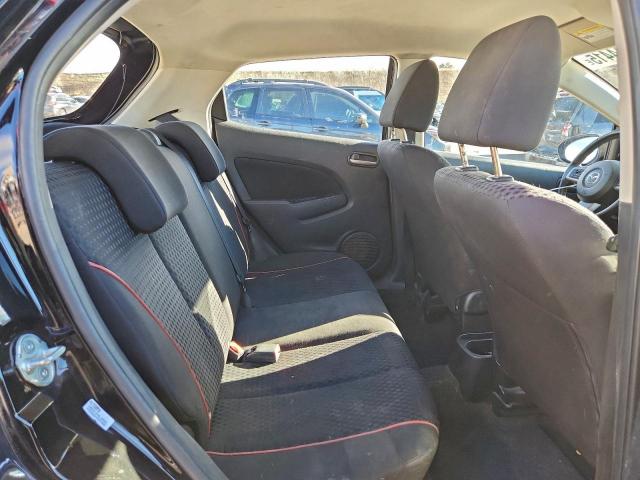 Mazda 2 Image 12