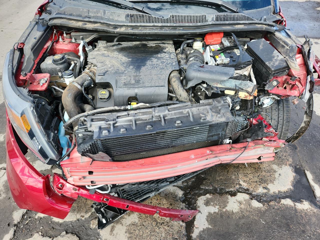 Ford Explorer Sport Image 4