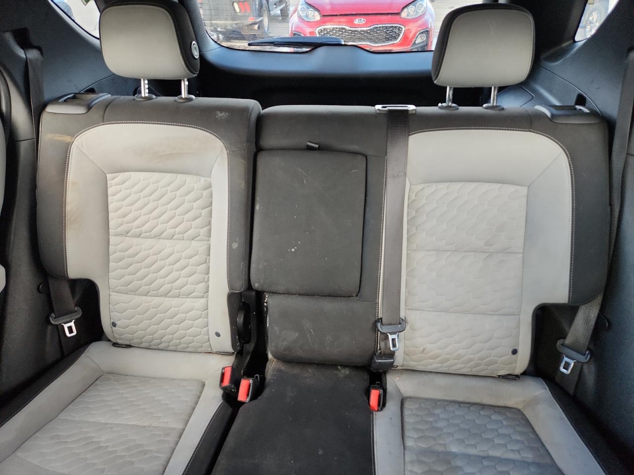 Chevrolet Equinox Ls Image 10