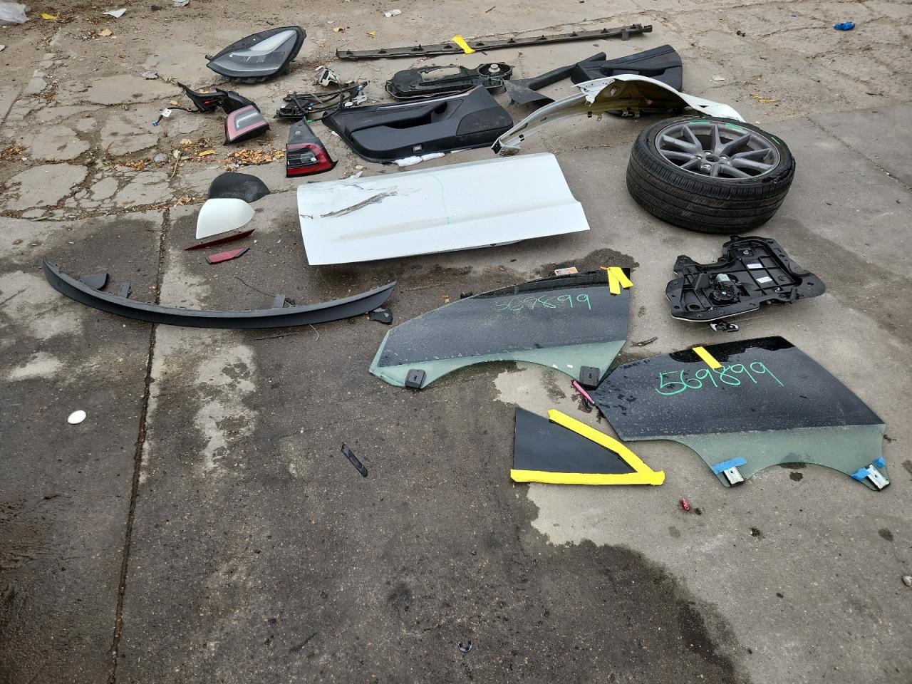 Tesla Model 3 Image 9