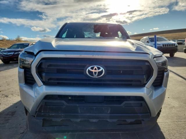 Toyota Tacoma Double Cab Image 8