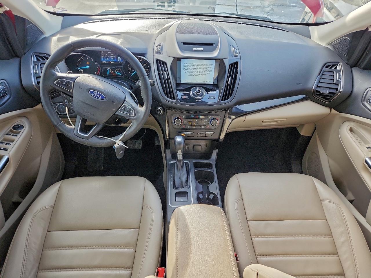 Ford Escape Titanium Image 7