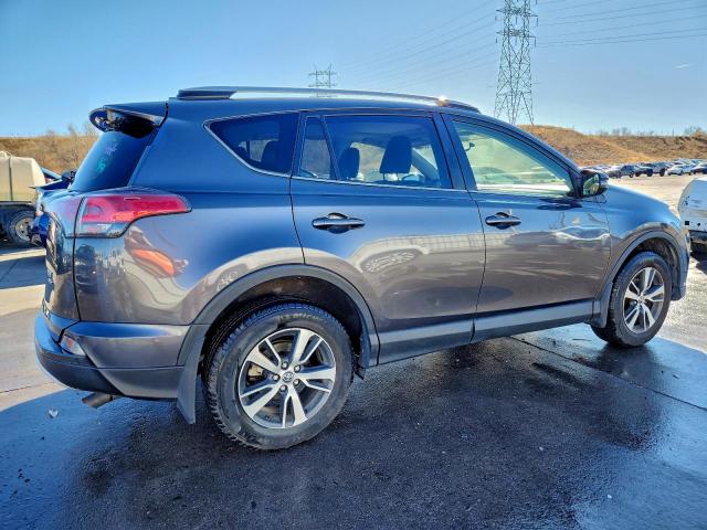 Toyota RAV4 Xle Image 4