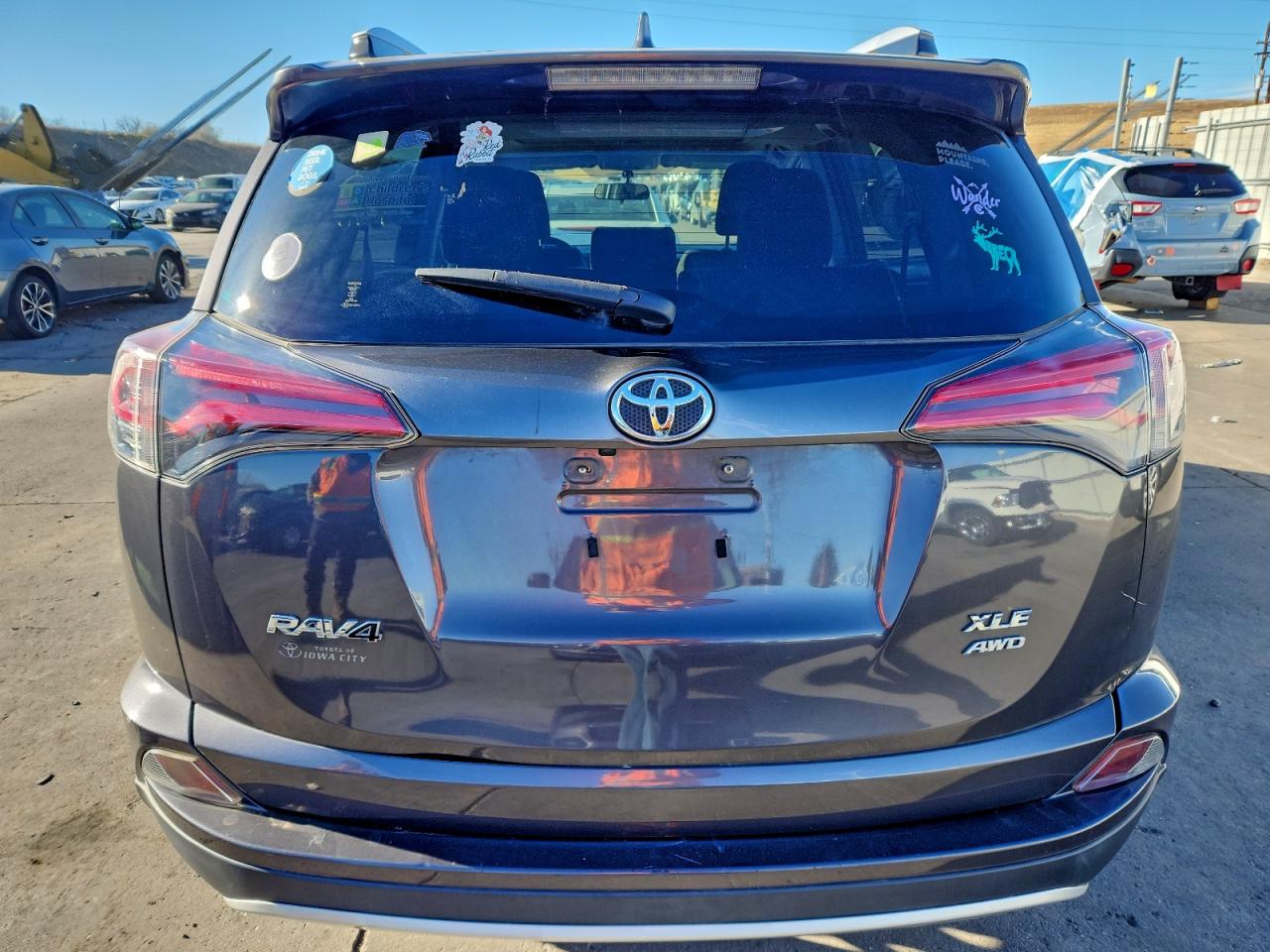 Toyota RAV4 Xle Image 7