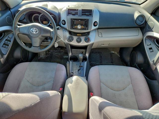 Toyota RAV4 Image 13