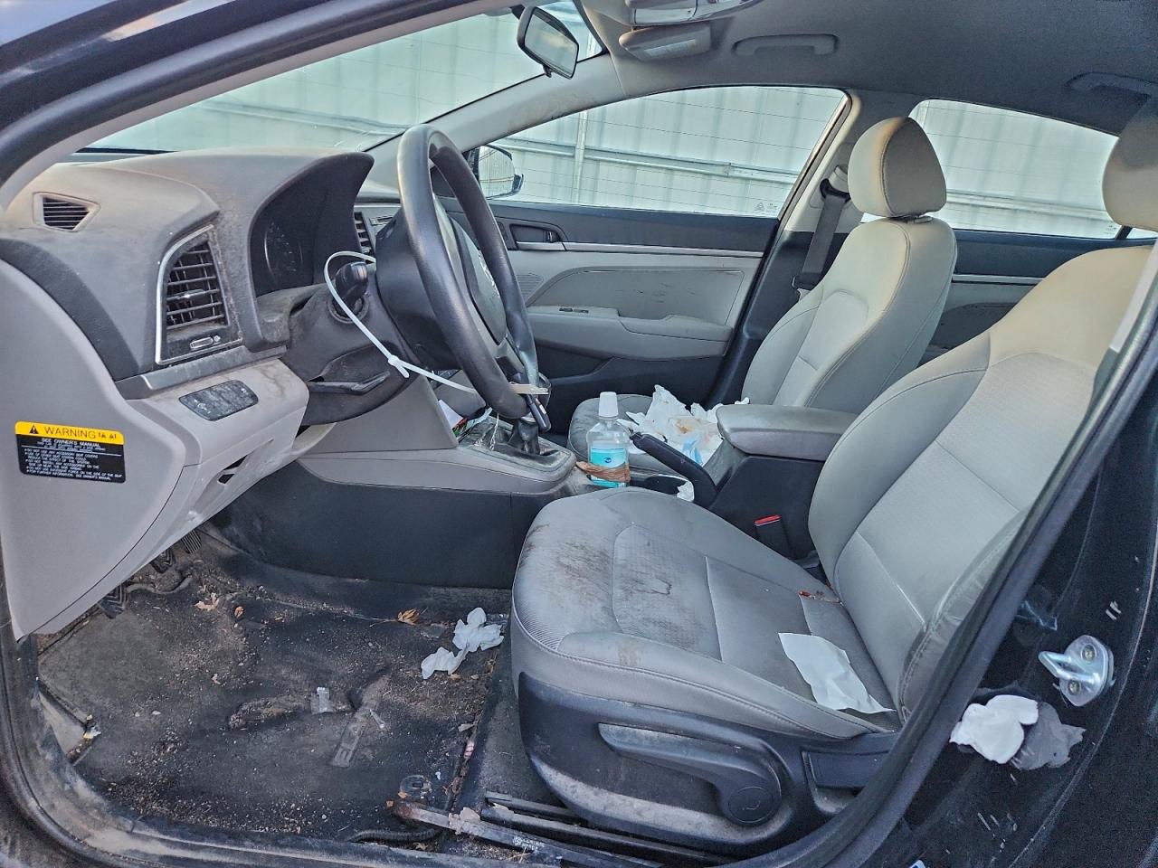 Hyundai ELANTRA Se Image 8