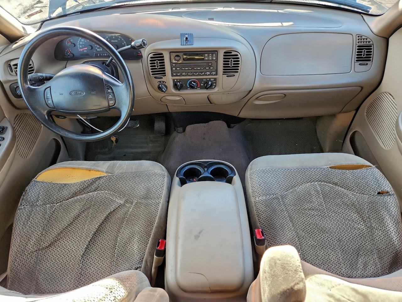 Ford F-150 Supercrew Image 8