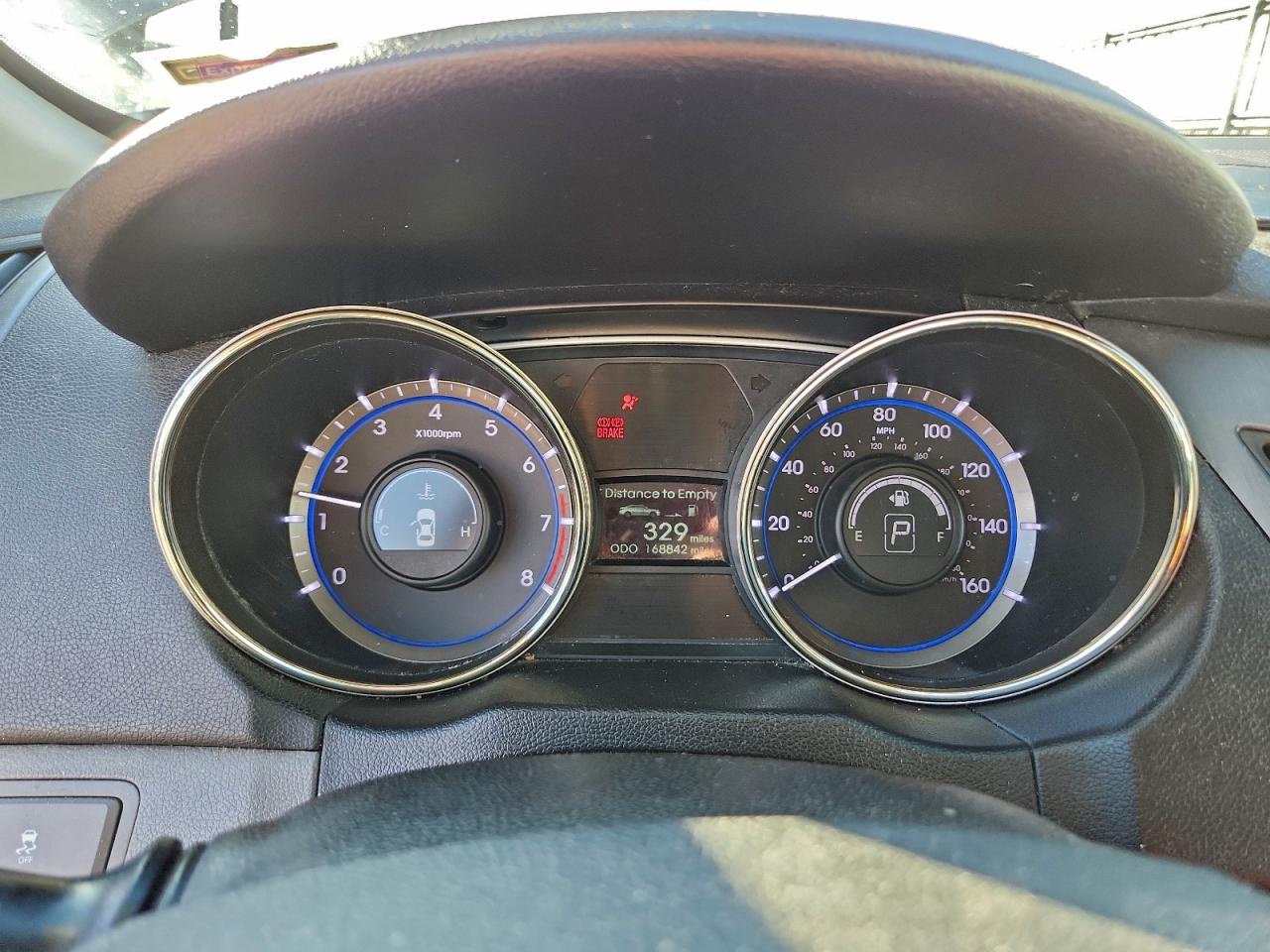 Hyundai SONATA Gls Image 4