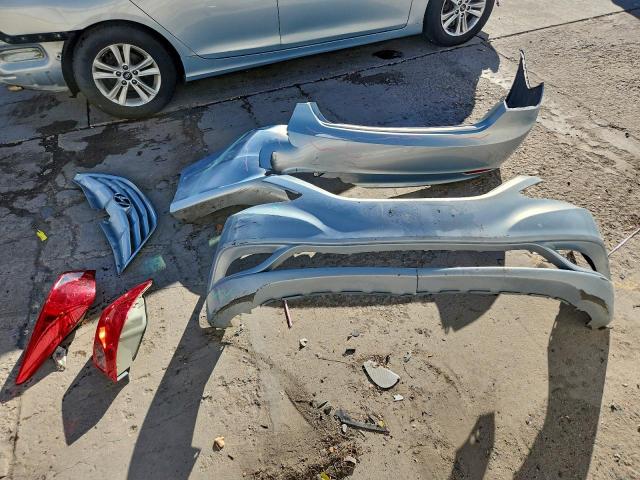 Hyundai SONATA Gls Image 11