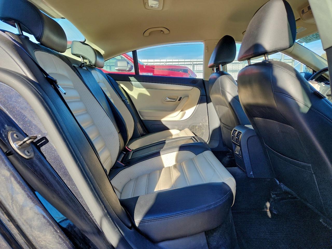 Volkswagen CC Sport Image 6