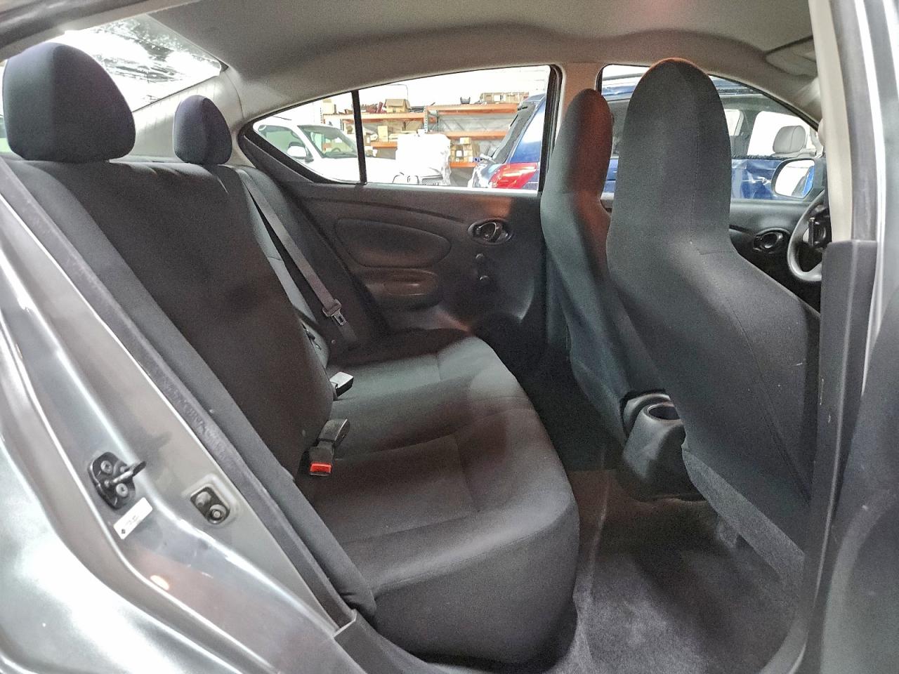 Nissan Versa S Image 11