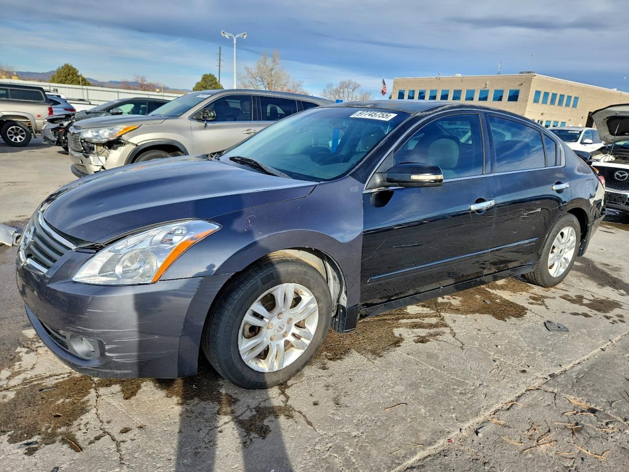 Nissan Altima Base Image 1