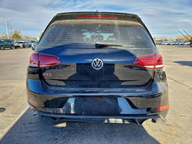 Volkswagen GTI S Image 2