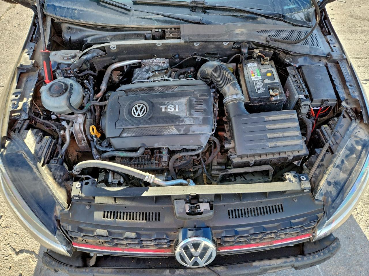 Volkswagen GTI S Image 13