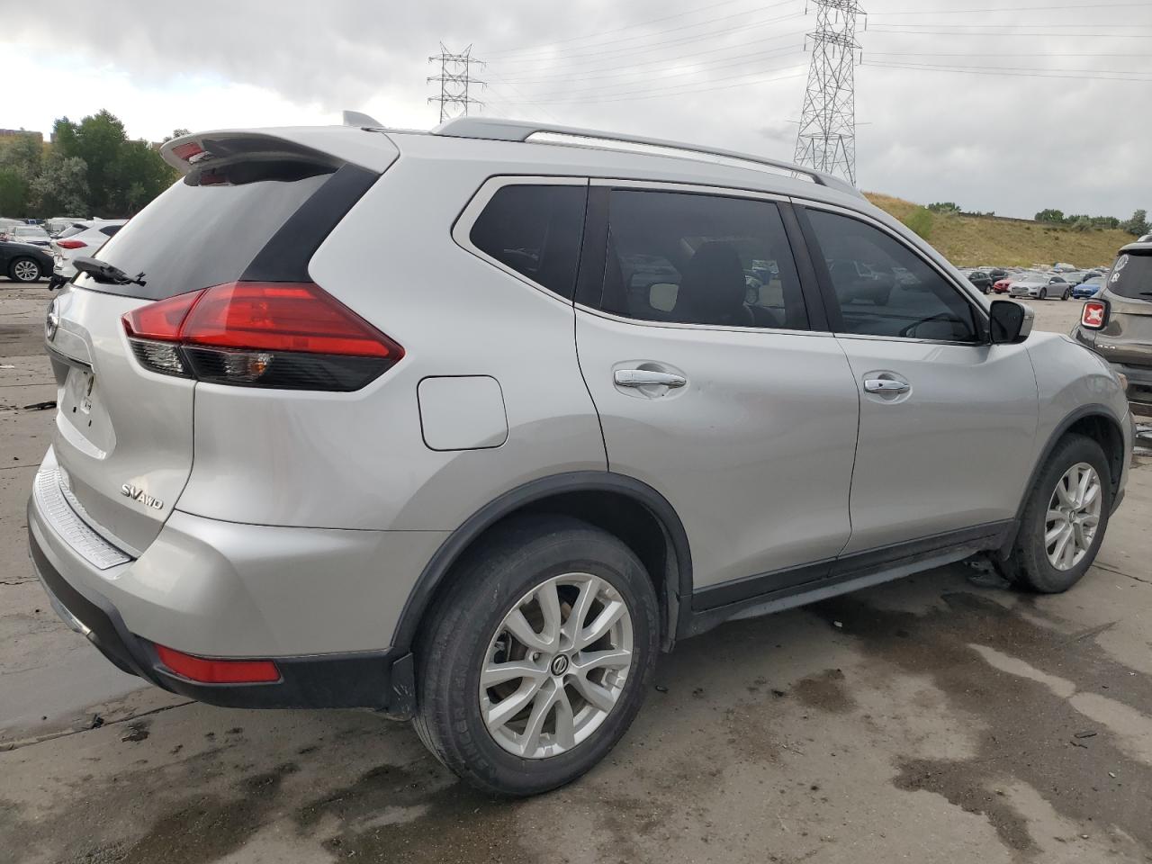 Nissan Rogue S Image 5