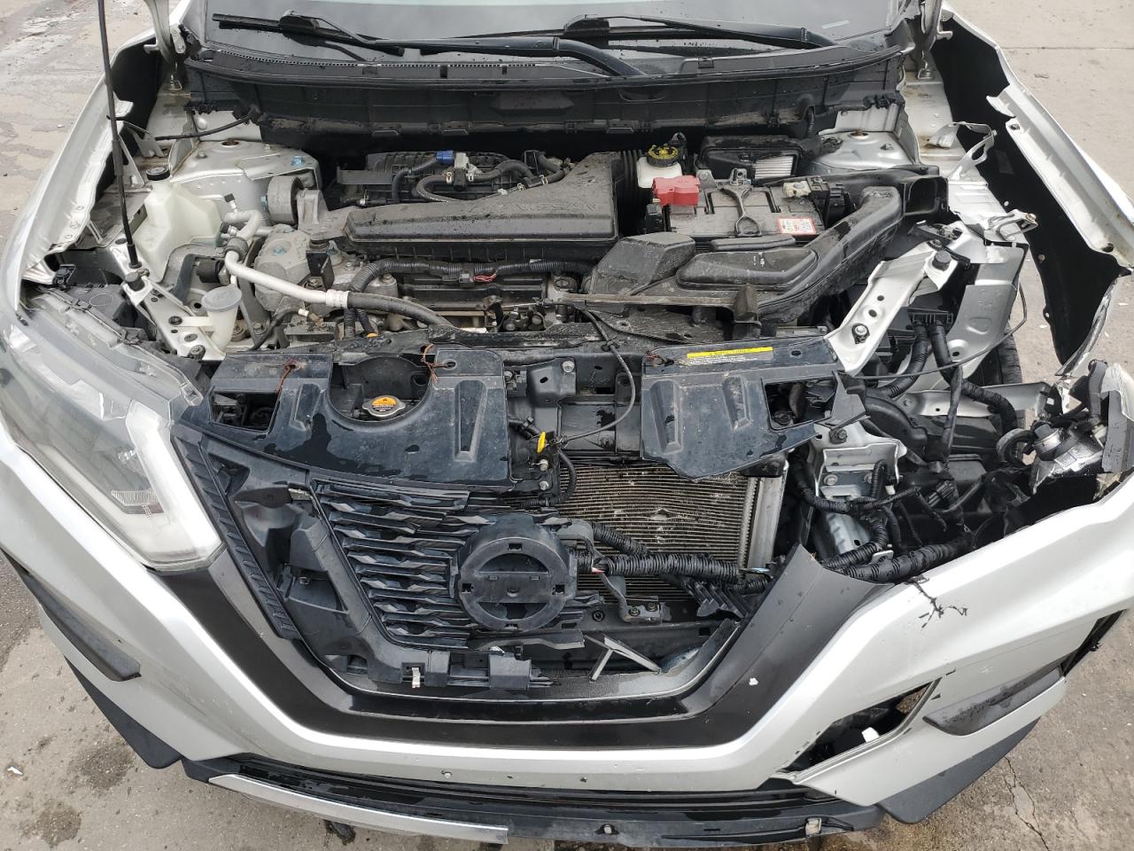 Nissan Rogue S Image 13