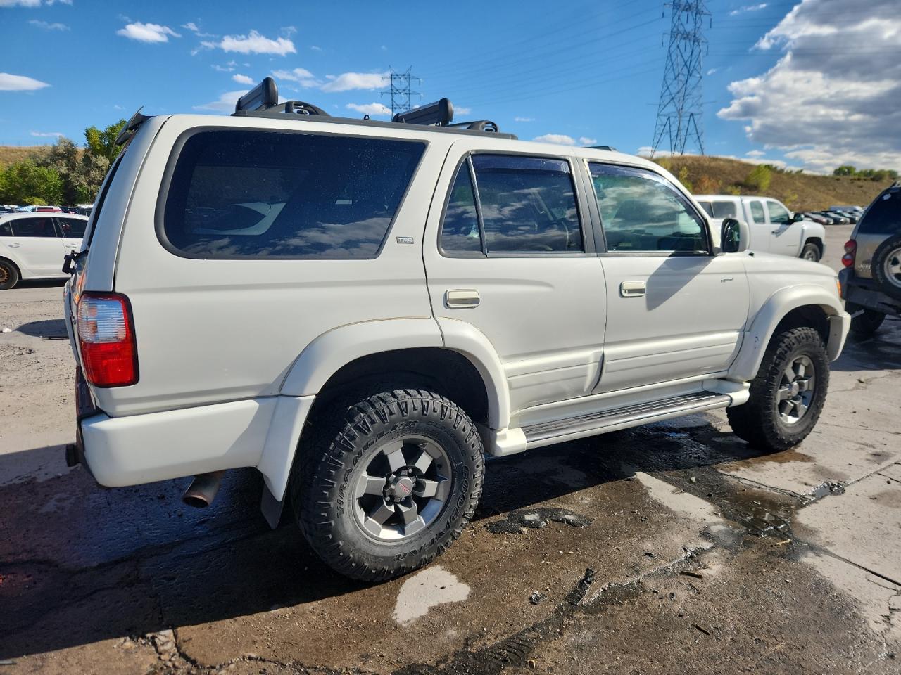 Toyota 4Runner Limited Image 5