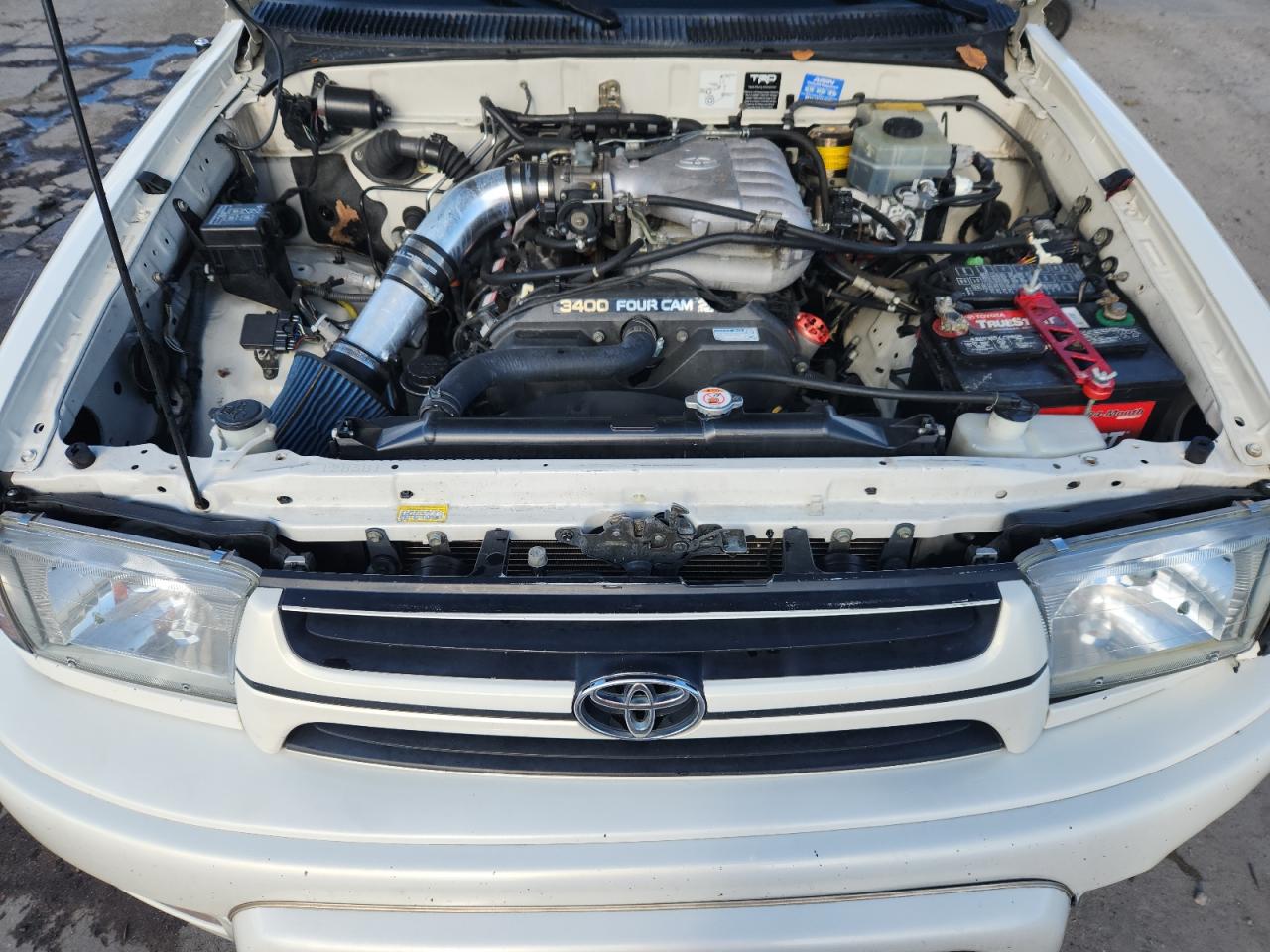 Toyota 4Runner Limited Image 9