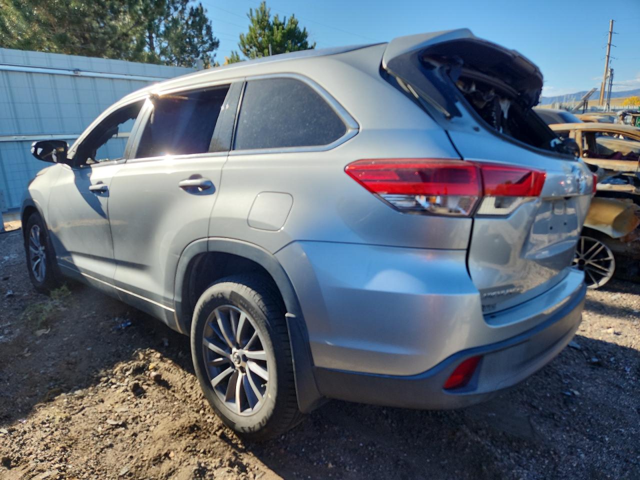 Toyota Highlander Se Image 3