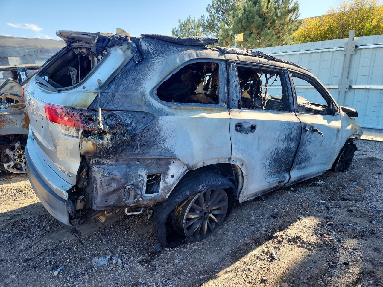 Toyota Highlander Se Image 2