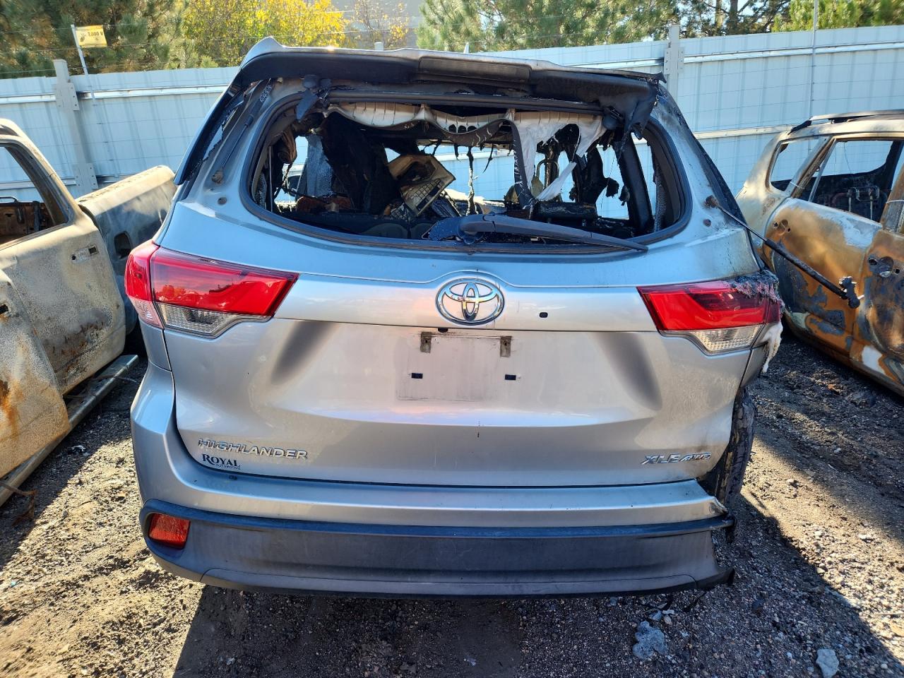 Toyota Highlander Se Image 6