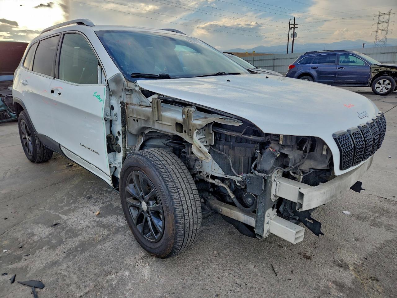 Jeep Grand Cherokee Latitude Image 6