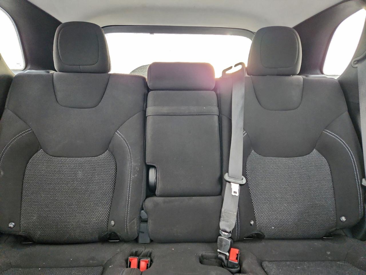 Jeep Grand Cherokee Latitude Image 8