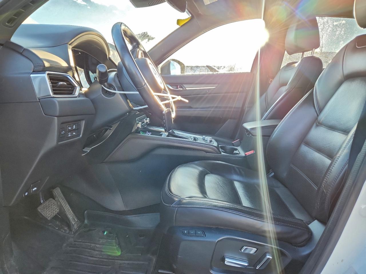 Mazda Cx Signature Image 3