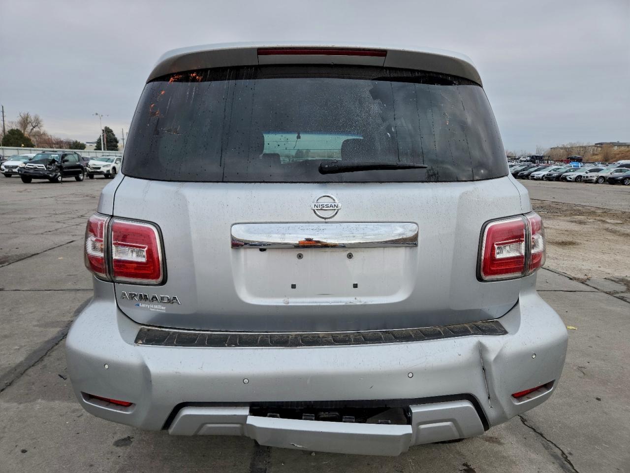 Nissan Armada Sv Image 13