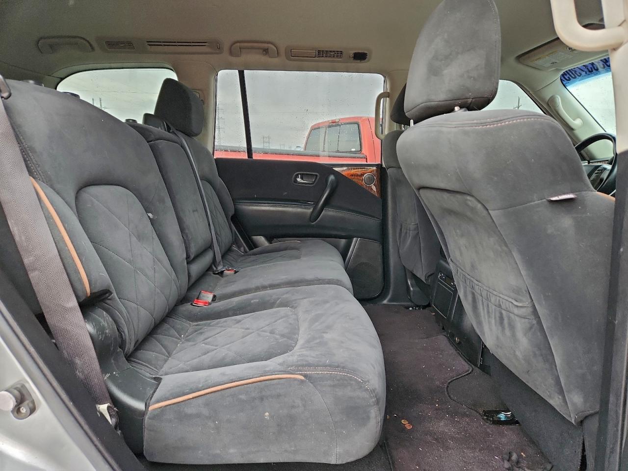 Nissan Armada Sv Image 6