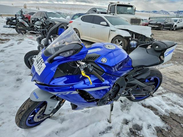 Yamaha Yzf1000 Image 2