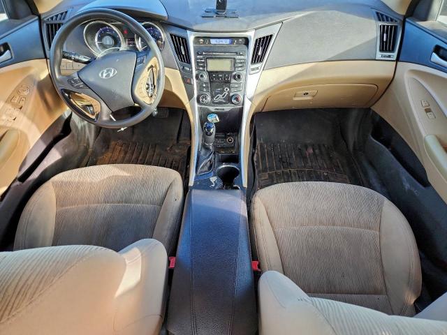 Hyundai SONATA Gls Image 4