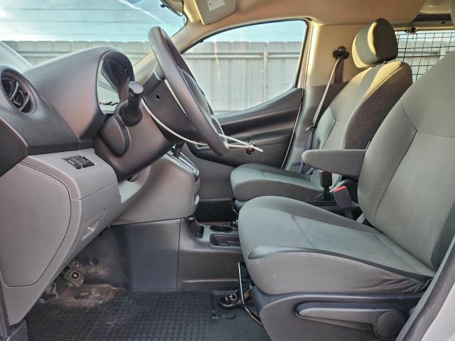 Nissan Nv 2.5s Image 5
