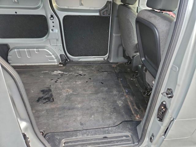 Nissan Nv 2.5s Image 12