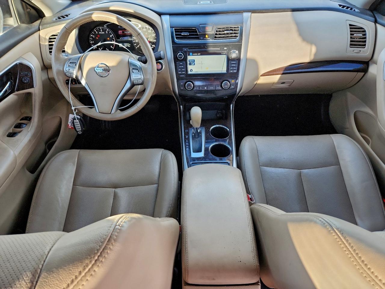 Nissan Altima 2.5 Image 5