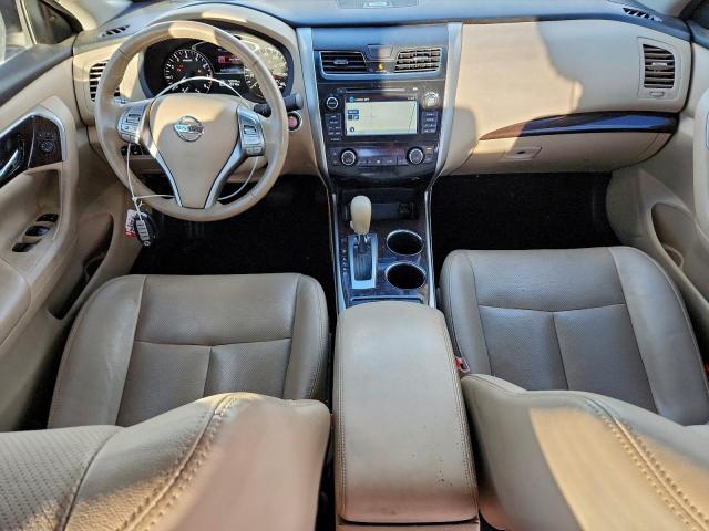 Nissan Altima 2.5 Image 5