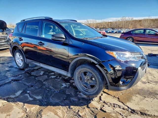 Toyota RAV4 Le Image 2