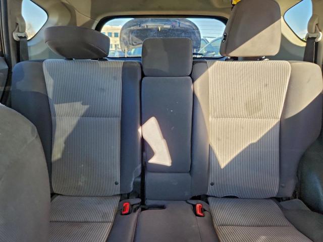 Toyota RAV4 Le Image 7