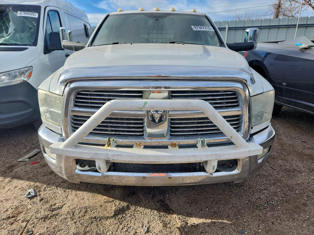 Dodge Ram 3500 Image 2