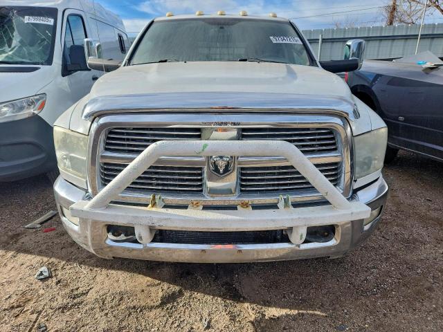 Dodge Ram 3500 Image 2