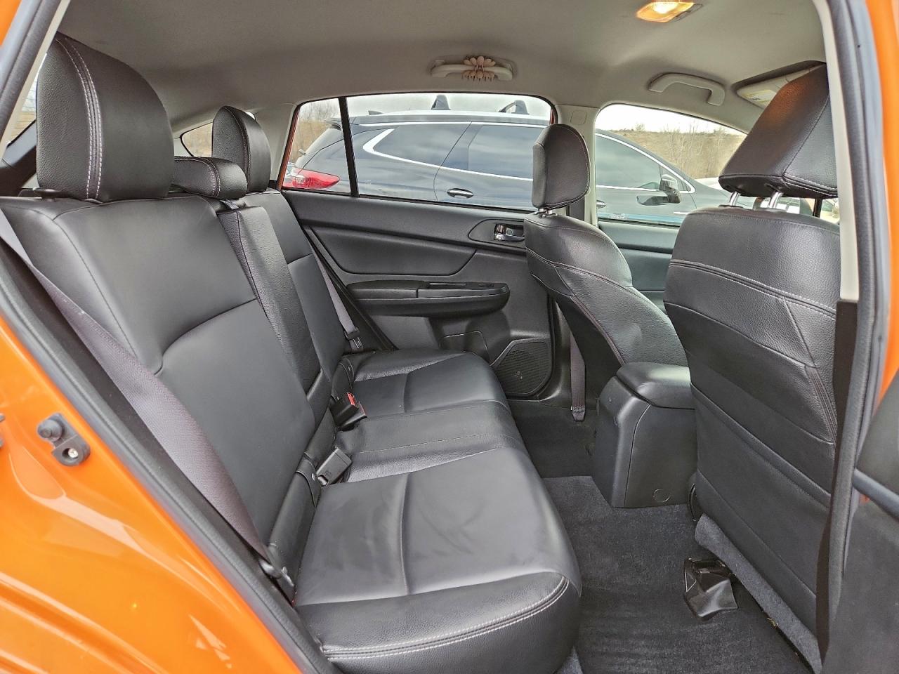 Subaru Xv 2.0 Limited Image 3