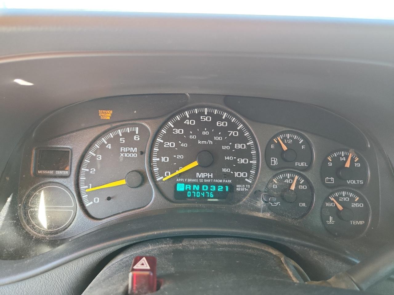 GMC Sierra C1500 Image 8