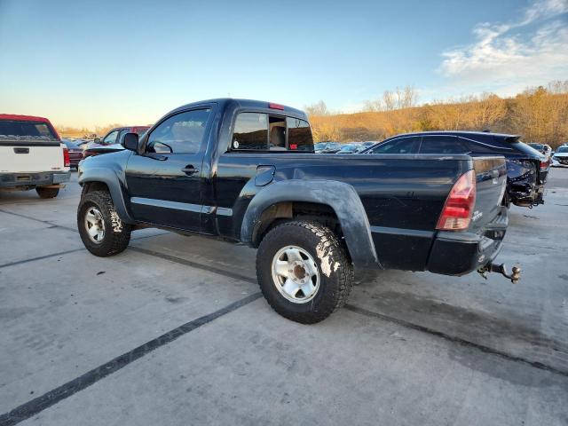 Toyota Tacoma Image 12