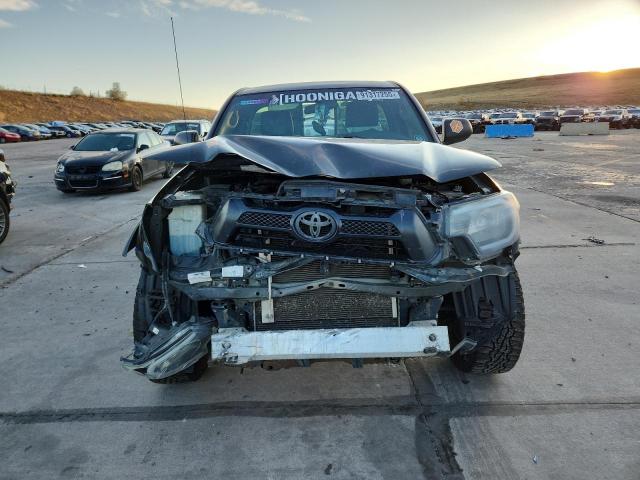 Toyota Tacoma Image 2