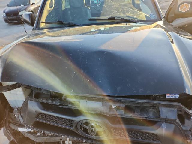 Toyota Tacoma Image 9