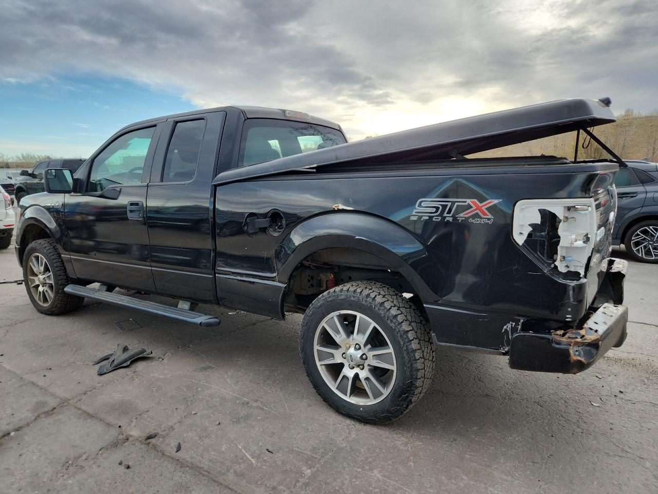 Ford F-150 Super Cab Image 10