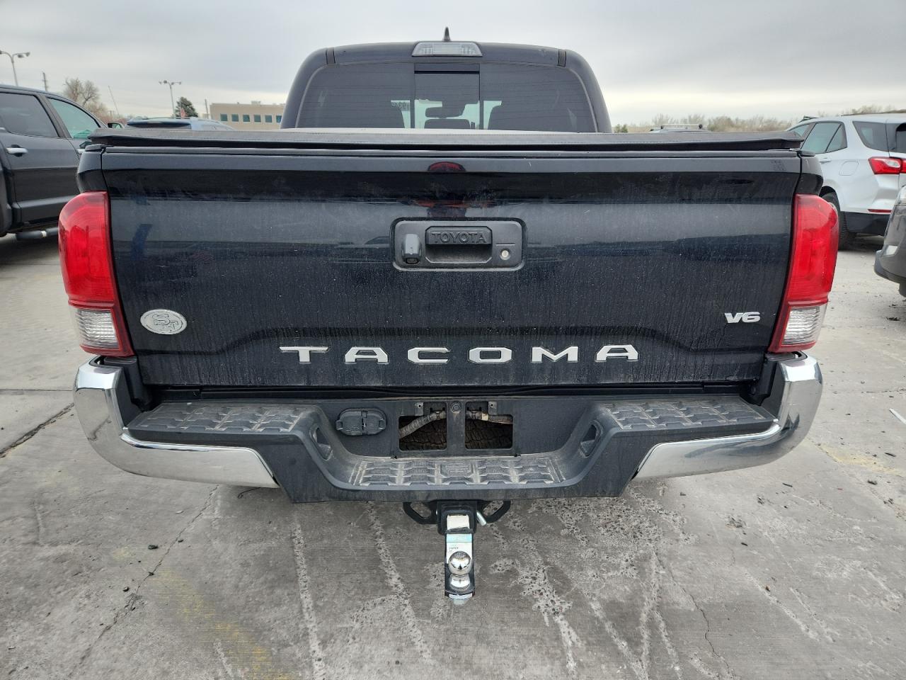 Toyota Tacoma Double Cab Image 7